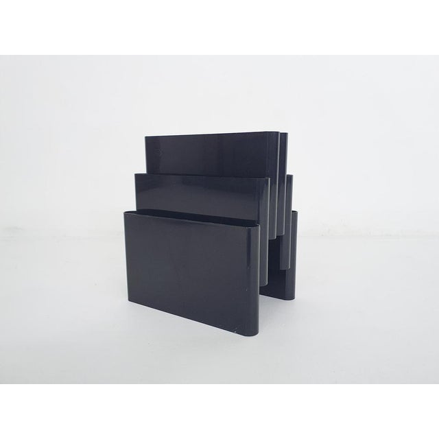 1960s Black Magazine Stand attributed to Giotto Stoppino for Kartell, Italy, 1960s For Sale - Image 5 of 7