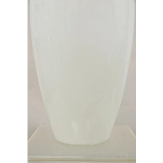 Late 20th Century Modern Large White Cased Blown Glass 30" Urn Form Floor Flower Vase Vessel For Sale - Image 4 of 8