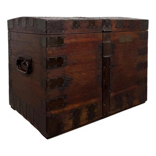 Antique 19th Century English Victorian Iron-Bound Oak Silver Chest For Sale