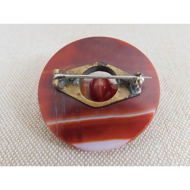 Victorian Vintage Round Banded Scottish Agate Brooch With Agate Crossbar For Sale - Image 3 of 9