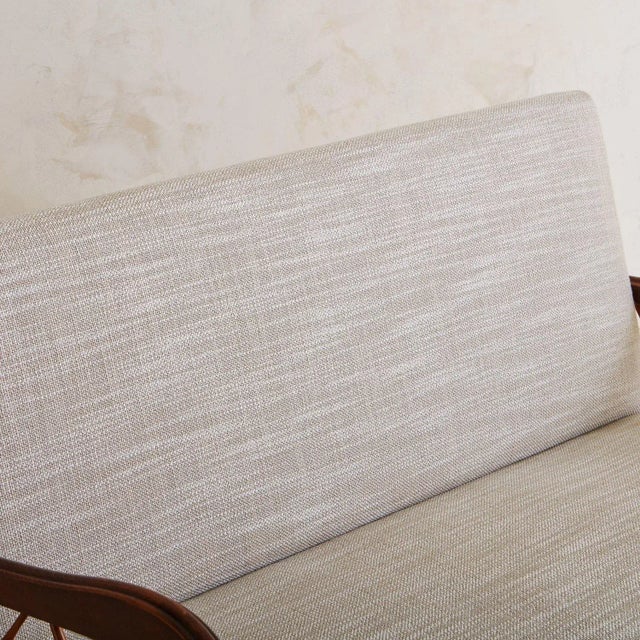 Maple Settee in the Style of Paolo Buffa, Italy 20th Century For Sale - Image 11 of 12