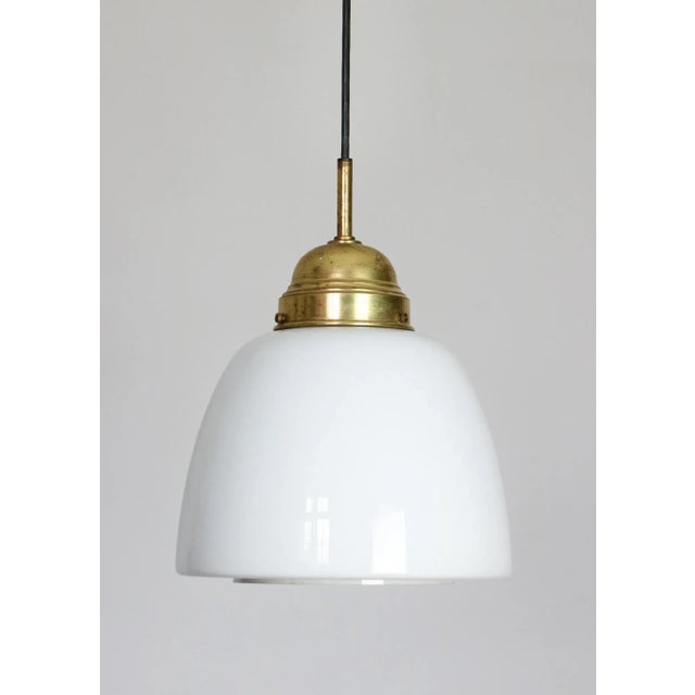 Long electrical cord: The height of the lamp and cord on the photo is 87 cm but is extendable to 160 cm. Up to 250V...