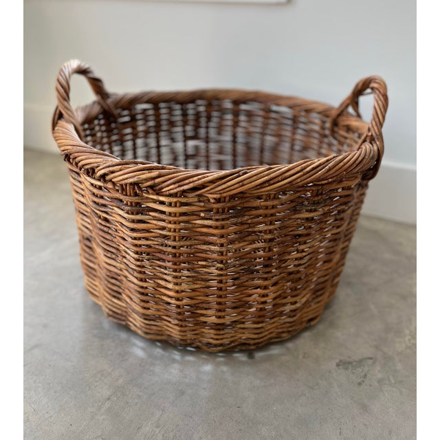 Mid 20th Century Rustic French Woven Grapevine Gathering Basket For Sale - Image 4 of 12