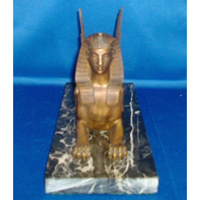 19th Century Egyptian Revival Grand Tour Bronze Model of a Winged Sphinx on Marble Base For Sale In New York - Image 6 of 12