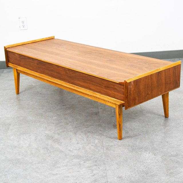 Mid Century Modern Coffee Table Lane First Edition Storage Drawer Danish Wide Nm For Sale - Image 12 of 12