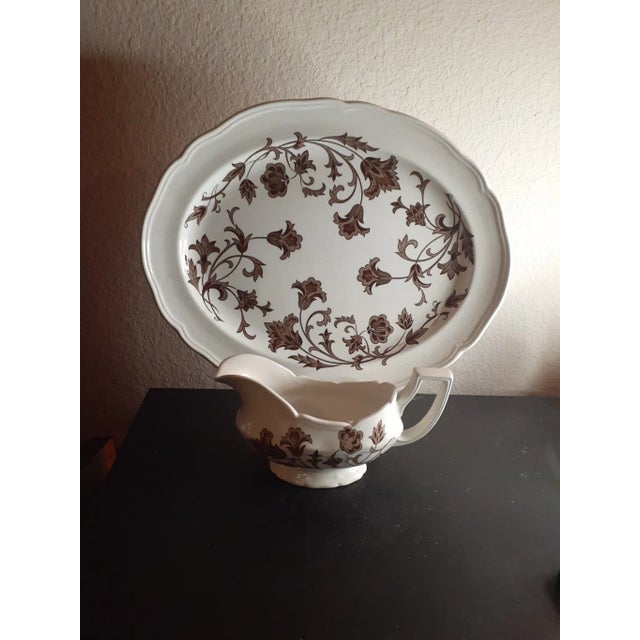 1930s 1930s Jg Meakin Ironstone England Pair of Platter & Gravy Boat Set- 2 Pieces For Sale - Image 5 of 8