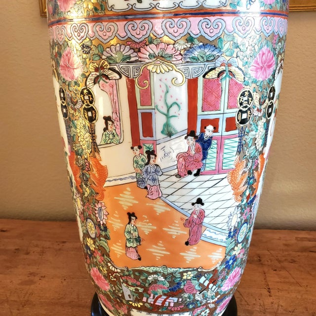 Mid 19th Century Pair of Large Table Lamps Rose Medallion 19th Century Porcelain Palace Vases Custom Made Globe Lamps For Sale - Image 5 of 12
