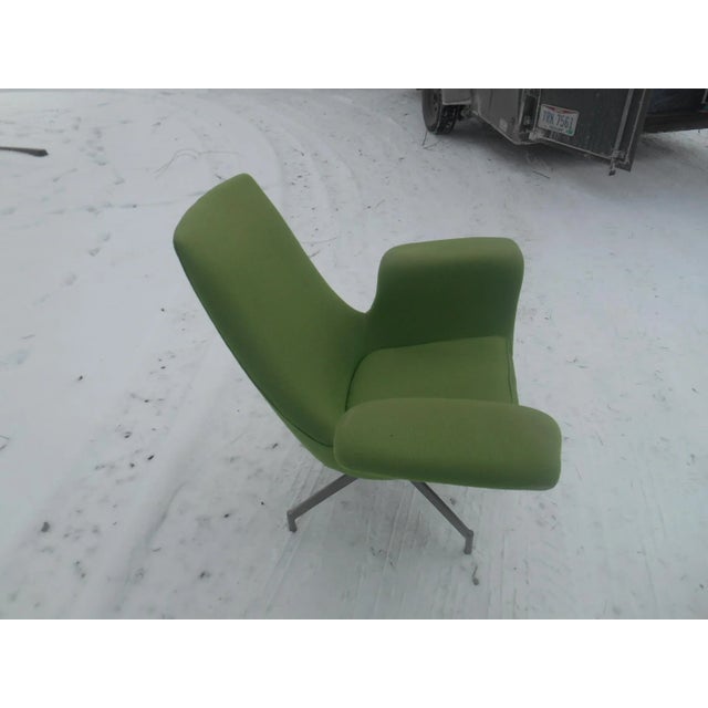 1990s 1990s Vintage Dialogue Wing Lounge Chair by HBF For Sale - Image 5 of 10