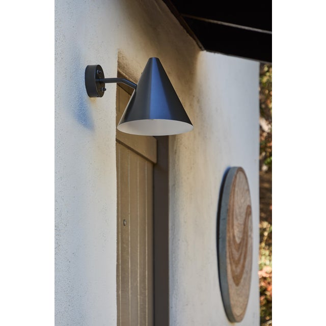 Mid-Century Modern Hans-Agne Jakobsson 'Tratten' Outdoor Sconce in Painted Bronze For Sale - Image 3 of 12
