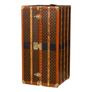 20th Century Wardrobe Trunk in Monogram Canvas from Louis Vuitton, France, 1930 For Sale