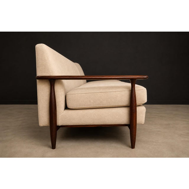 Brown Sofa in Rosewood & Warm Ivory Mohair by Liceu De Artes E Ofícios, Brazil, 1960s For Sale - Image 8 of 18