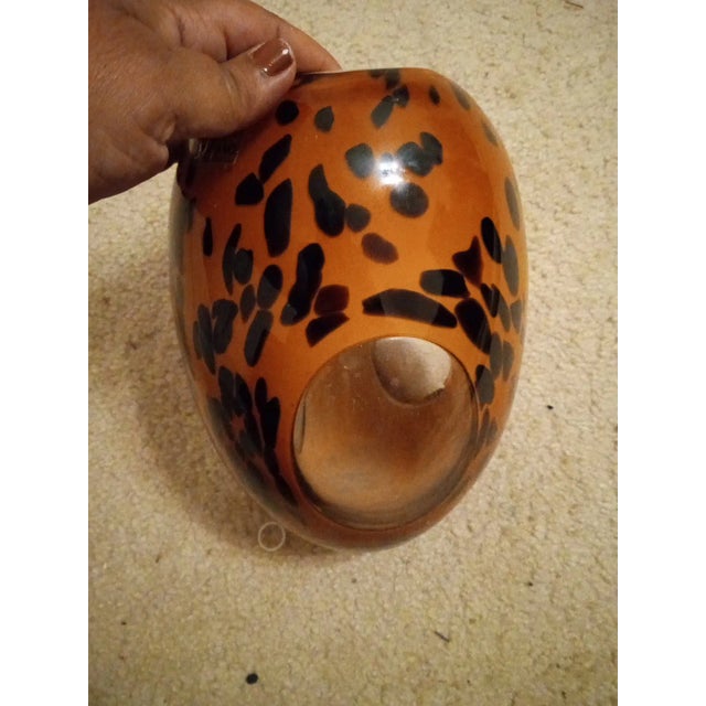 Italian 1980s Murano Maestri Vetrai Tortoise Shell Pattern Vase, Made in Italy For Sale - Image 3 of 4