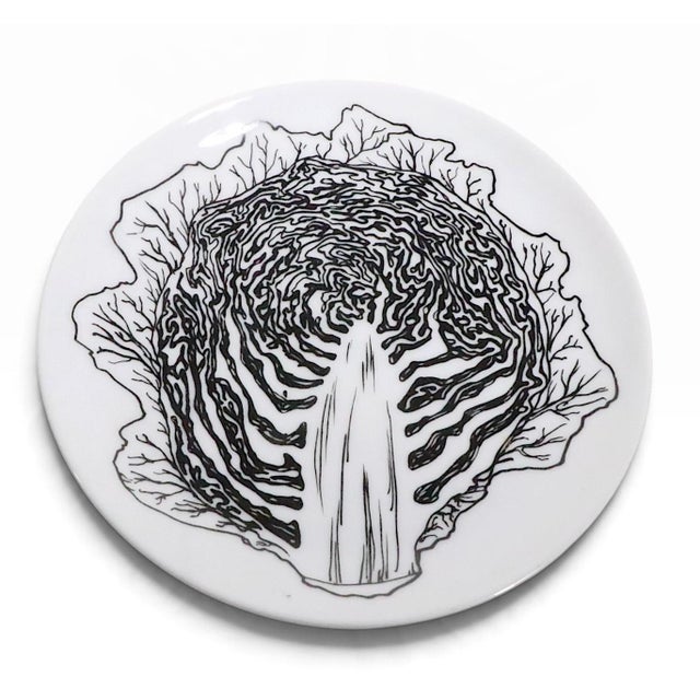 Ceramic Mid 20th Century Set of Five Graphic Porcelain Heinrich & Co. H&c Selb Bavaria Vegetable Plates For Sale - Image 7 of 12