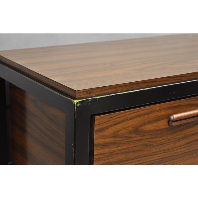 Vintage Mid Century Modern Faux Rosewood Laminate Steel Metal Credenza Cabinet For Sale - Image 10 of 17