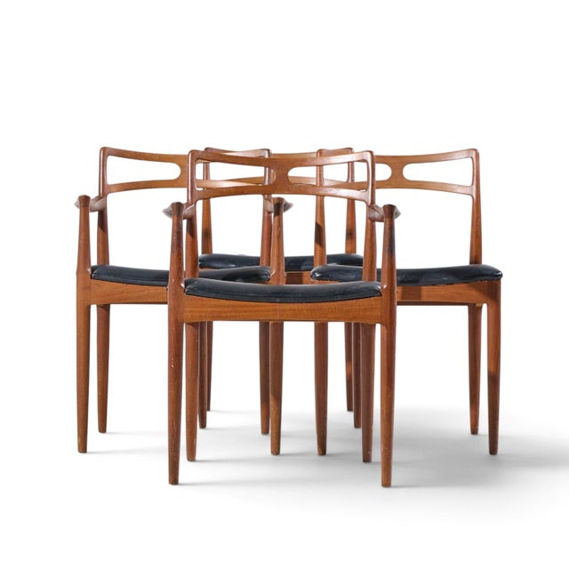 Johannes Andersen for Christian Linneberg Model 94 Mid Century Danish Teak Dining Chairs - Set of 4 Each armless chair...