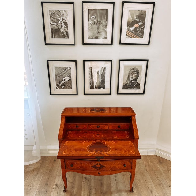 1960s Louis XV Italian Bombé Marquetry Secretary Desk, 1960s For Sale - Image 5 of 18