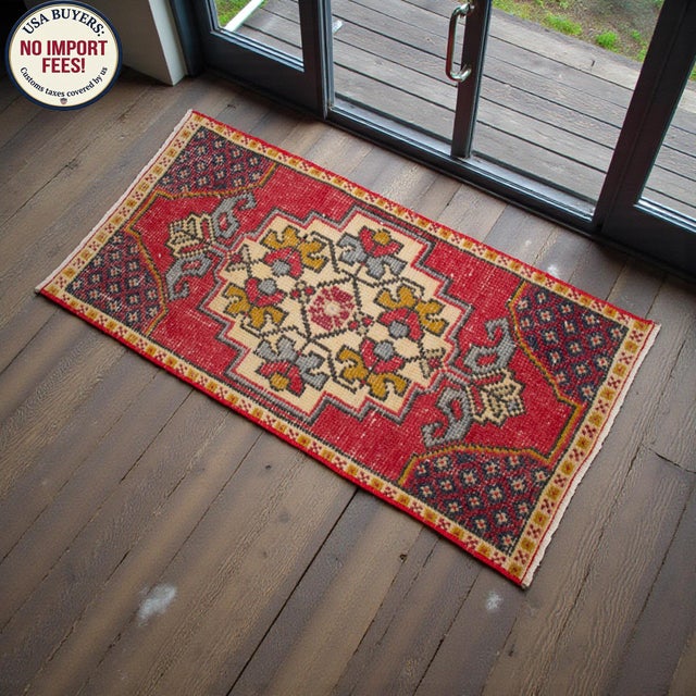 Textile 1970s Hand Knotted Low Pile Turkish Petite Rug Entry Decor, Bath Mat - 19'' X 38'' For Sale - Image 7 of 14