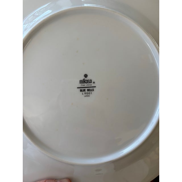 1970s Vintage Mid Century Modern Miskasa Dinner Plates “Bluebells” - Set of 10 For Sale - Image 5 of 5