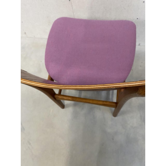 Model 62 Dining Chair attributed to Ib Kofod-Larsen For Sale - Image 5 of 12