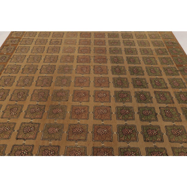 1920s Antique Hooked Wool Rug in Warm Gold by Rug & Kilim, 1920-1929 For Sale - Image 5 of 10
