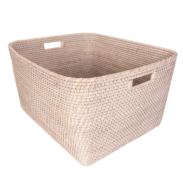 Artifacts Saboga Home Family Basket with Cutout Handle in White Wash For Sale - Image 4 of 8