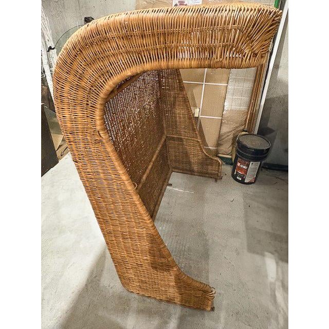 Charming rattan and wicker hooded daybed headboard perfect for a coastal or farmhouse style bedroom. This adorable little...