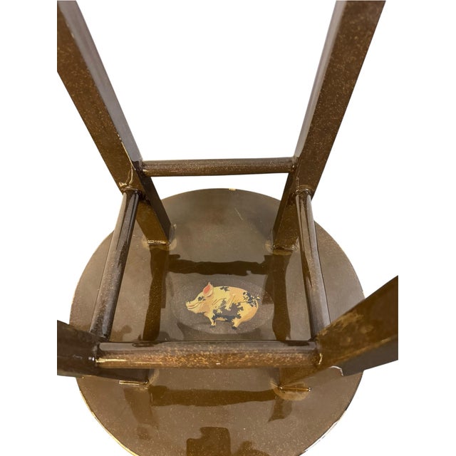 Signed Annie Modica Decoupage Pig Stool Accent Table Decor Stand Americana Maximalist For Sale - Image 10 of 12