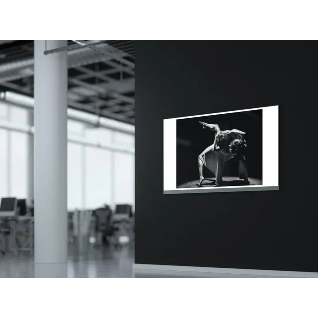 Contemporary Sonia Almaguer, Lirio roto, Obra del Grupo Danza del Alma, Cuba, 2015, Digital Print For Sale - Image 3 of 4