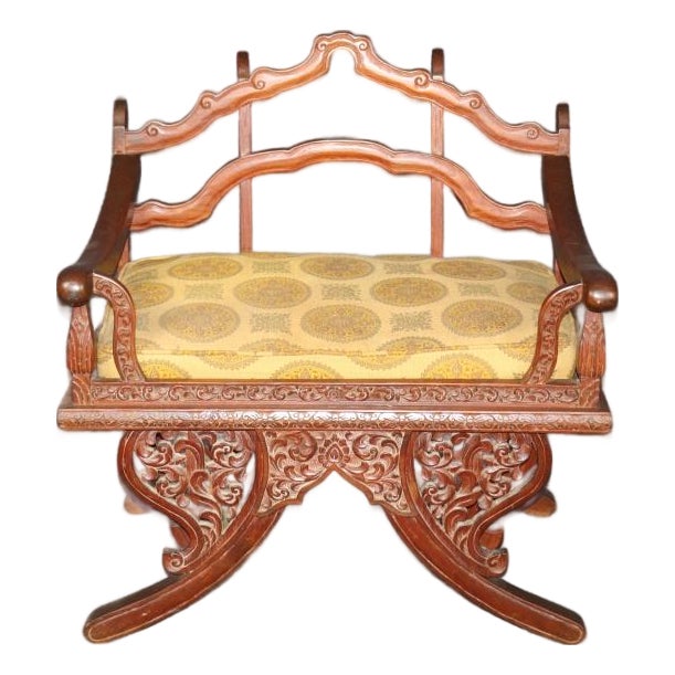 1960's Chinoiserie Style Carved Savonarola Chair For Sale