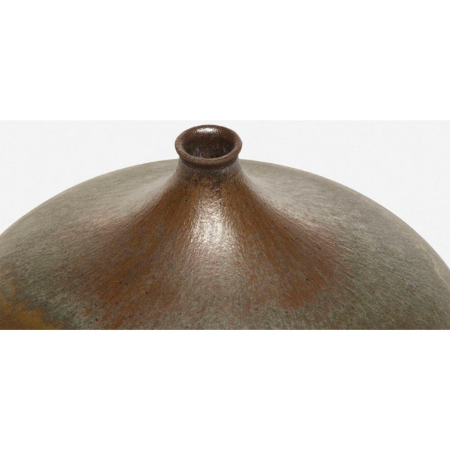 Gertrud and Otto Natzler Round Bottle With Lip, 1967 For Sale - Image 4 of 6