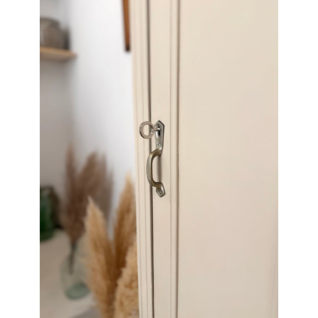 French Art Deco Painted Armoire with Chicken Wire Door, 1930s For Sale - Image 4 of 16