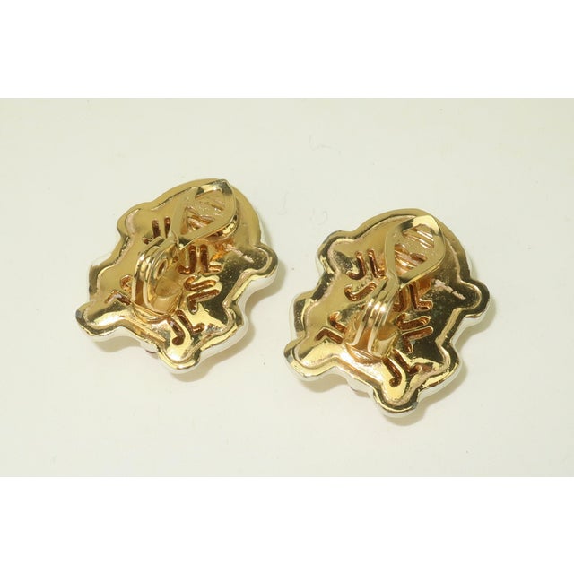 Metal Late 20th Century Judith Leiber Enamel Frog Earrings With Glass Cabochon Stones, a Pair For Sale - Image 7 of 10