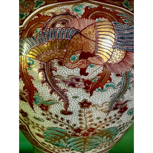 Scarlet Japanese Kutani Porcelain Phoenix Vase | Meiji Period | Late 19th Century For Sale - Image 8 of 18