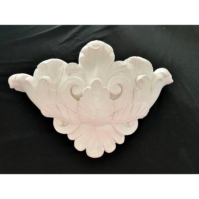 Chinoiserie Vintage White Large Plaster Wall Pocket Jardiniere Planter For Sale - Image 3 of 10