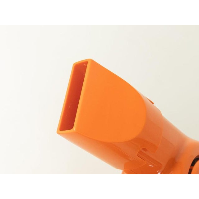 Space-Age HLD 6 Hair Dryer by Braun For Sale - Image 13 of 14