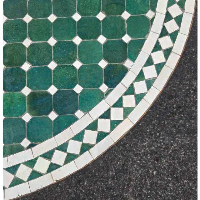 40" Handcrafted Hunter Green and White Moroccan Mosaic Table For Sale - Image 4 of 7