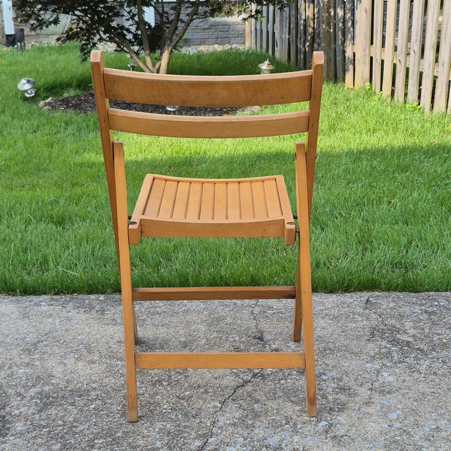 1970s Slatted Wooden Folding Wedding Event Party Chairs, Assembled Set of 10 For Sale - Image 9 of 13