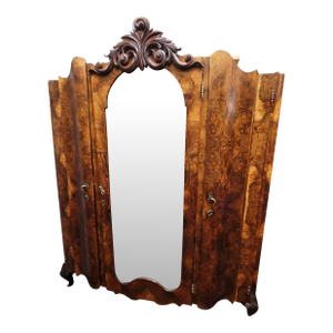Antique Italian Burlwood Rococo Bombe Armoire