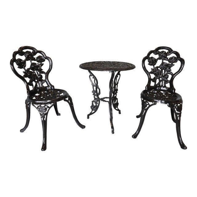 American Cast Iron Rose Garden Bistro Set, Mid-20th Century For Sale