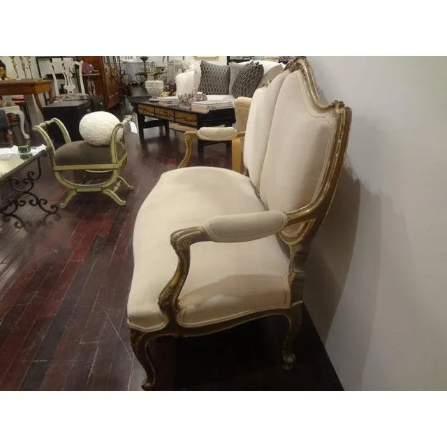 Late 19th Century Italian Louis XV Style Giltwood Loveseat For Sale - Image 4 of 11