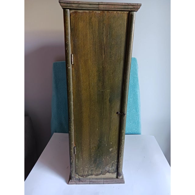 Wood Colorful Diamond Dye Country Store Tin and Wood Cabinet Chromolithograph 1911 For Sale - Image 7 of 10