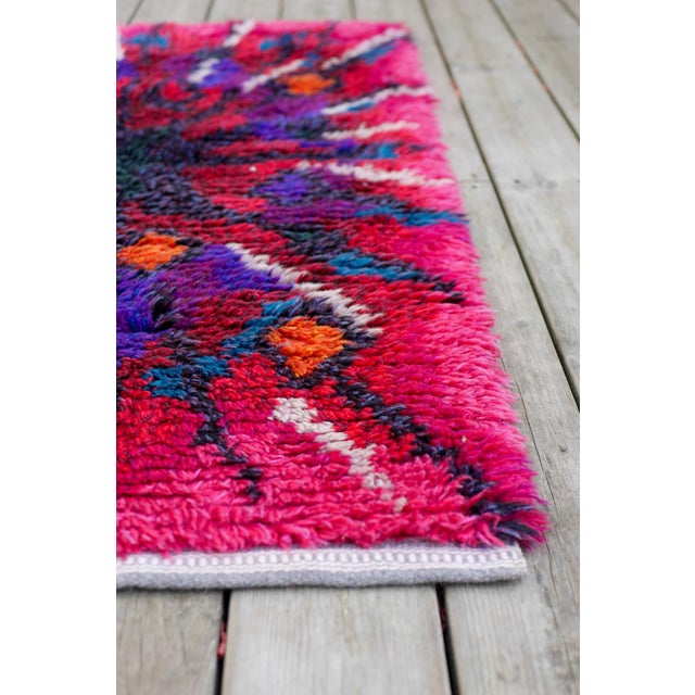 1960s Swedish Tibet Rya Rug with Flower by Jagarz for Rya For Sale - Image 5 of 14