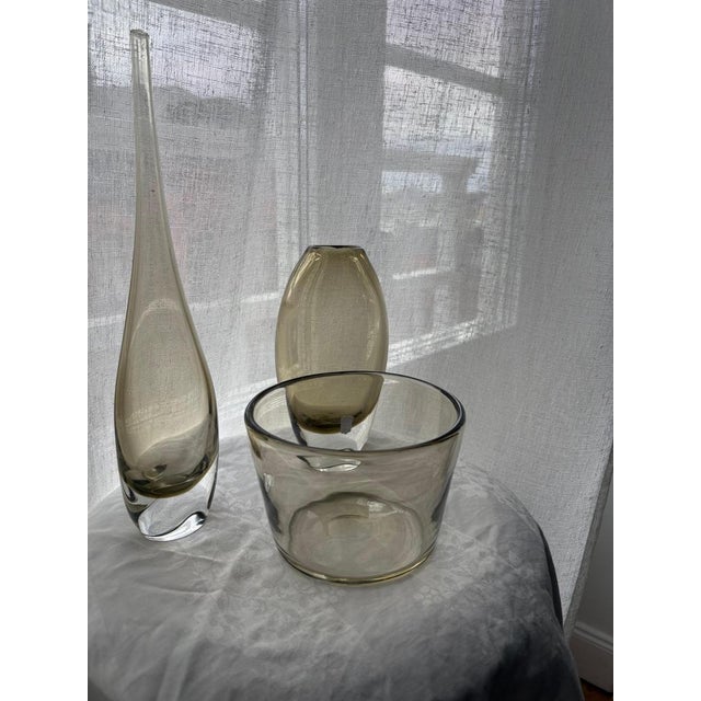 1960s Swedish Modern Glass Vases and Bowl by Bengt Orup for Johansfors, 1960s, Set of 3 For Sale - Image 5 of 13