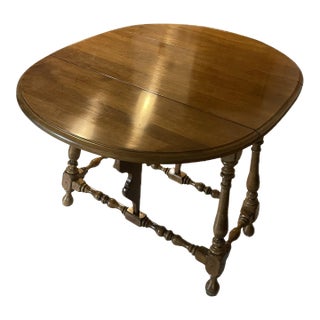 Vintage Ethan Allen Oval Drop-Leaf Side Table For Sale