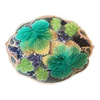 English Majolica Bread Plate by Wedgwood, C. 19th Century For Sale