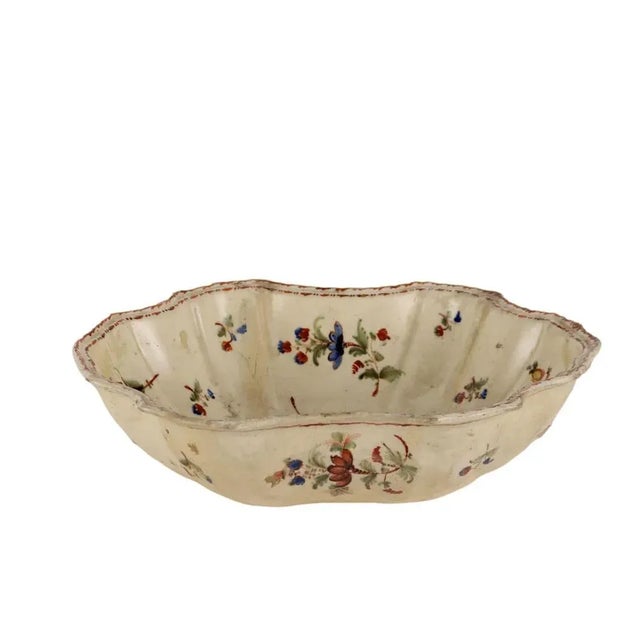 Bowl in Majolica For Sale - Image 11 of 11