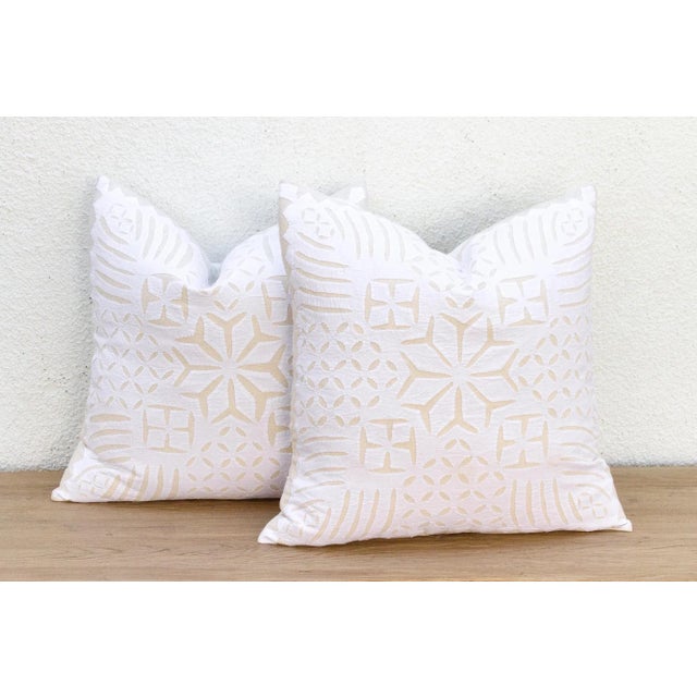 Indian Jaisalmer Star, Pair of White Appliqué Pillow Covers For Sale - Image 3 of 7