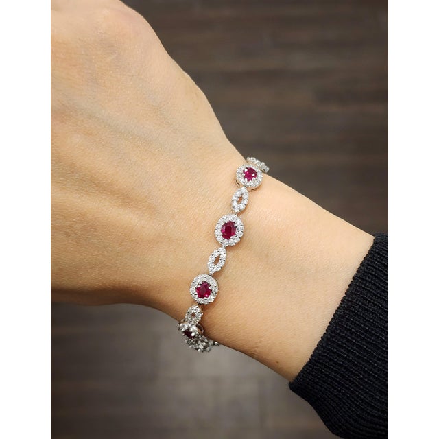 This exquisite tennis bracelet exemplifies modern elegance, meticulously crafted to showcase its timeless allure. Set with...