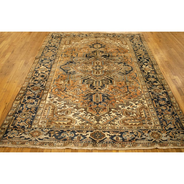 Persian Vintage Persian Decorative Oriental Heriz Rug in Room Size For Sale - Image 3 of 9