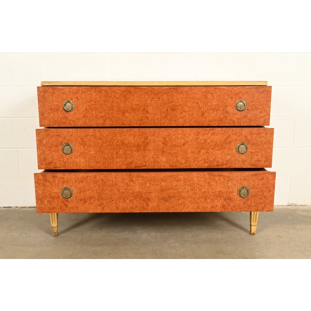 1940s Romweber Style French Regency Louis XVI Burl Wood and Parcel Painted Three-Drawer Dresser Chest, Circa 1940s For Sale - Image 5 of 17